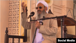 مولوی عبدالحمید در نماز جمعه زاهدان، ۲۲ اردیبهشت