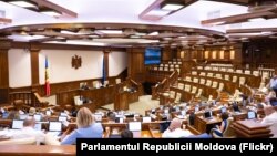 A Moldovan parliament session (file photo)