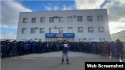 Striking workers from the Velikaya Stena firm have appealed to Kazakh President Qasym-Zhomart Toqaev to intervene in their labor dispute.