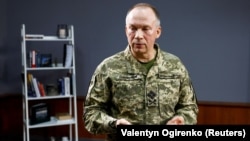 За словами Сирського, зараз основна увага зосереджена насамперед на Покровському, Добропільському, Новопавлівському, Куп’янському, а також на Запорізькому напрямках