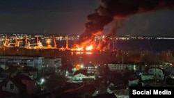 Explosions in the port of Feodosia after an attack by Ukraine on December 26.