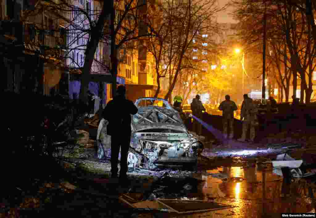 Это вторая атака за неделю. 11 декабря Россия обстреляла Киев баллистическими ракетами, тогда четыре человека получили ранения