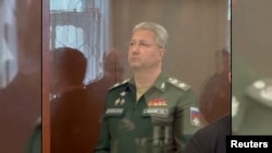 Тимур Иванов в зале суда