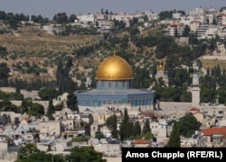 The Dome of the Rock, in Jerusalem’s old city. In the early 1900s, tiles from the shrine were "constantly falling off the walls and could be frequently found for sale in the city," according to the British authorities of that time.