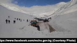 Avalanches in the mountainous area of Kyrgyzstan occur very often in late winter and spring. (file photo)