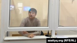 Аслан Өтепов сотта.