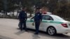 Türkmenistanda awtoulaglaryň reňki bilen bagly çäklendirmeler, ulaglara dakylan goşmaça enjamlar we beýlekiler sürüjileriň polisiýa tarapyndan aňsat nyşana alynmagyna sebäp bolup bilýär.
