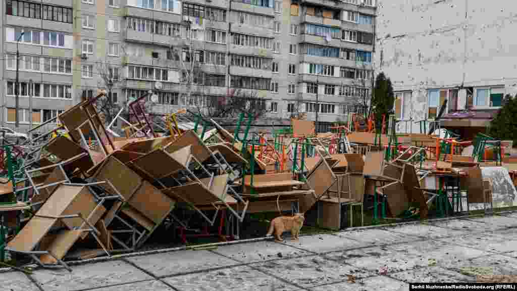 According to the mayor of Irpin, Oleksandr Markushin, the work on the lyceum should be completed in September. It is planned that 1,500 children will be able to attend classes in the new academic year.