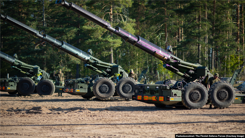 155 GH 52 APU This heavy artillery piece is designed to be towed into its firing position but also has a single, open driver’s seat allowing it to be relocated, slowly, under its own power. The unusual Finnish-made 155-millimeter gun was reportedly significantly less capable than claimed, and a sale of the weapon to the Egyptian military was controversially made without revealing its faults.