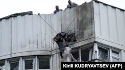 په مسکو کې د سهشنبې د ورځې د بې پیلوټه الوتکو یا ډرون په بریدونو کې څو ودانۍ په نښه شوي.