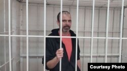 Михаил Афанасьев мәхкәмә залында. Абакан. 16 апрель 2022 ел