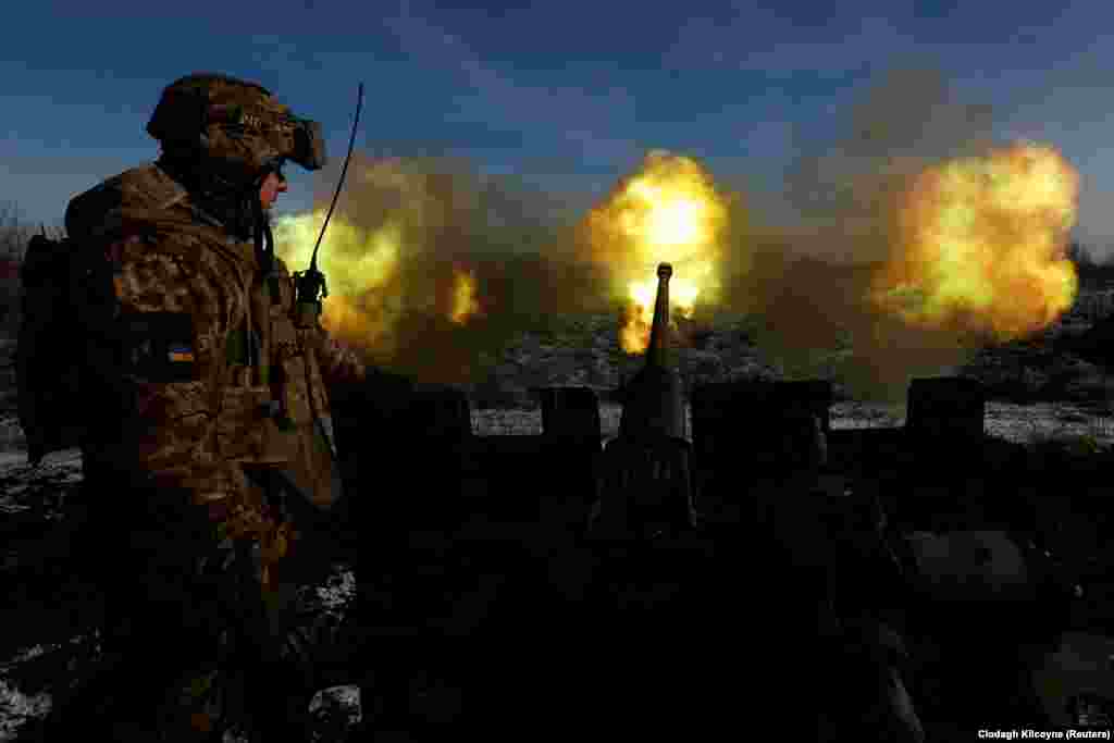 Even Ukrainian commanders say Russia&#39;s obsession with Bakhmut is perplexing. &quot;Militarily, Bakhmut has no strategic importance,&quot; Colonel General Oleksandr Syrskiy, the commander of Ukraine&#39;s ground forces, said recently.