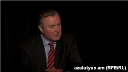 Իվան Կուխտա, արխիվ