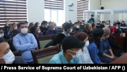 Uzbekistan's Supreme Court sentenced 28 defendants on March 17 to prison terms of between five years and 11 years on various charges. (file photo)
