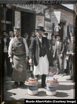 Belgradda limonad satýan söwdagär, 1913-nji ýylyň gyşy.