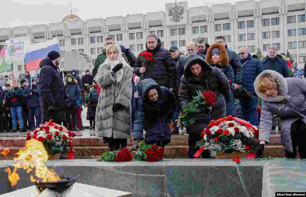 A memorial service was held in Samara on January 3 to mourn soldiers killed in the Makiyivka strike. 