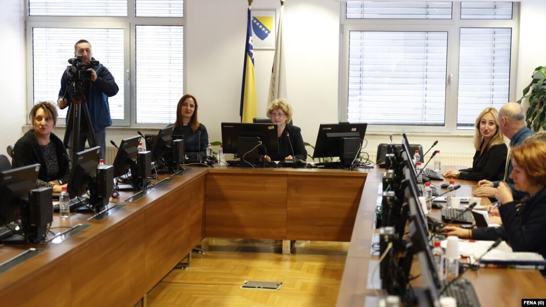 Sjednica VSTV-a od 18. januara 2023. Članica Biljana Simeunović u sredini
