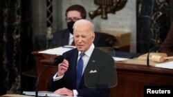 Президент США Джо Байден выступает в конгрессе. 2 марта 2022 года
