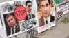 Piketçileriň plakatlary. Warşawa, 27-nji awgust, 2022. 