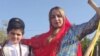کیان پیرفلک و مادرش، زینب مولایی
