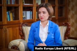 Maia Sandu Chișinăuban 2022. április 1-jén