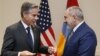 U.S. Secretary of State Antony Blinken (left) and Armenian Prime Minister Nikol Pashinian (file photo)