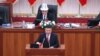 "Кыргызстан" партиясынын лидери Канатбек Исаев парламентте ант берүүдө. Фракция лидерлери ичинен депутаттарды мандатынан эркинен тыш ажыратуу аракетин Канатбек Исаев биринчи болуп баштады. 