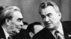 Советский лидер Леонид Брежнев и лидер Советского Казахстана Динмухамед Кунаев на собрании в Алматы. 