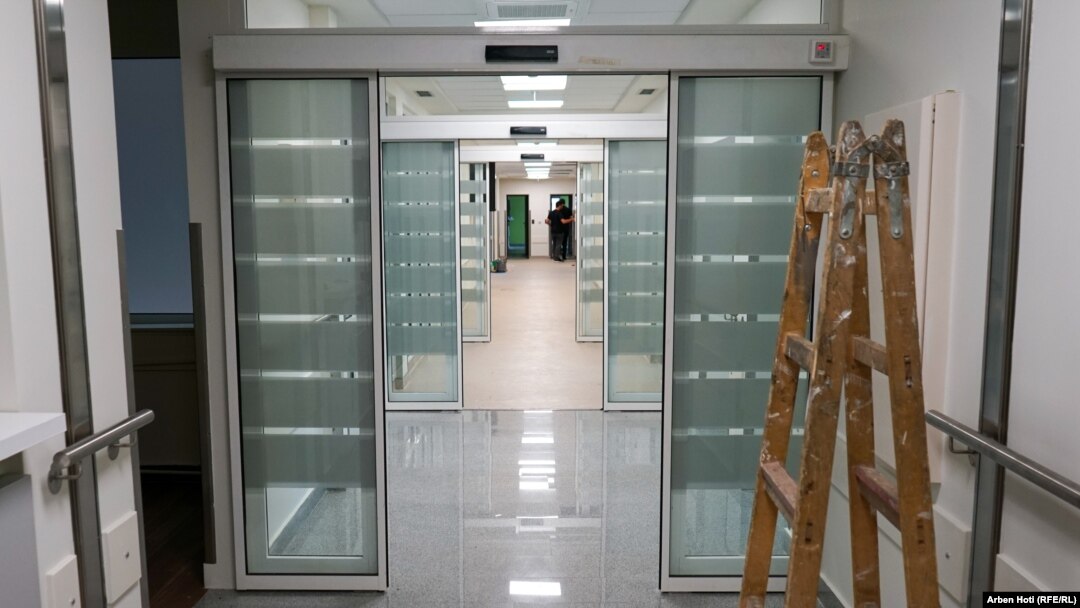 Tek završeno Odeljenje za vantelesnu oplodnju pri Klinici za ginekologiju u Prištini, 12. jul