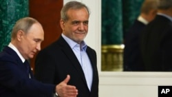 Putin ve Pezeşkian