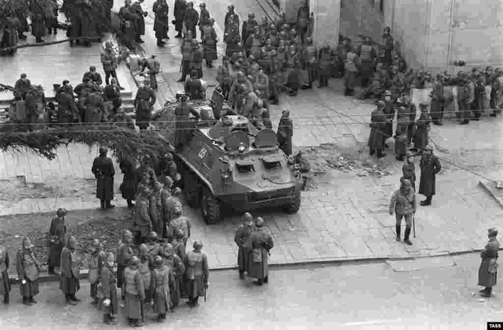 Soviet troops gathered on Rustaveli Avenue in a show of force on April 11, 1989. Rustaveli Avenue was the site of one of the most infamous acts of the late Soviet empire on April 9, 1989. In the early hours of that morning, independence protestors in front of the parliament were attacked by Soviet troops. Twenty-one people were killed, including several who were beaten to death with shovels. 