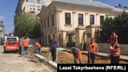 Орусияда иштеген эмгек мигранттары. Москва. Август, 2016-жыл. 