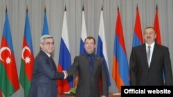 Președinții Sarkisyan, Medvedev și Aliev