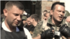 Бойовики Олександр Захарченко (п) і Вадим Погодін (л)