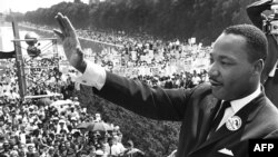 Martin Luther King, Jr. la Memorialul Lincoln din Washington la 28 august 1963