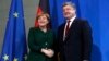 Петро Порошенко та канцлер Німеччини Анґела Меркель перед початком перемовин. Берлін, 30 січня 2017 року