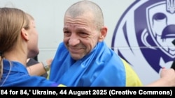 Autoritățile ucrainene au anunțat că, pe lângă militari, astăzi s-au întors în Ucraina și opt civili.