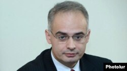 Լեւոն Զուրաբյան