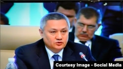 Former Uzbek Finance Minister Rustam Azimov (file photo)