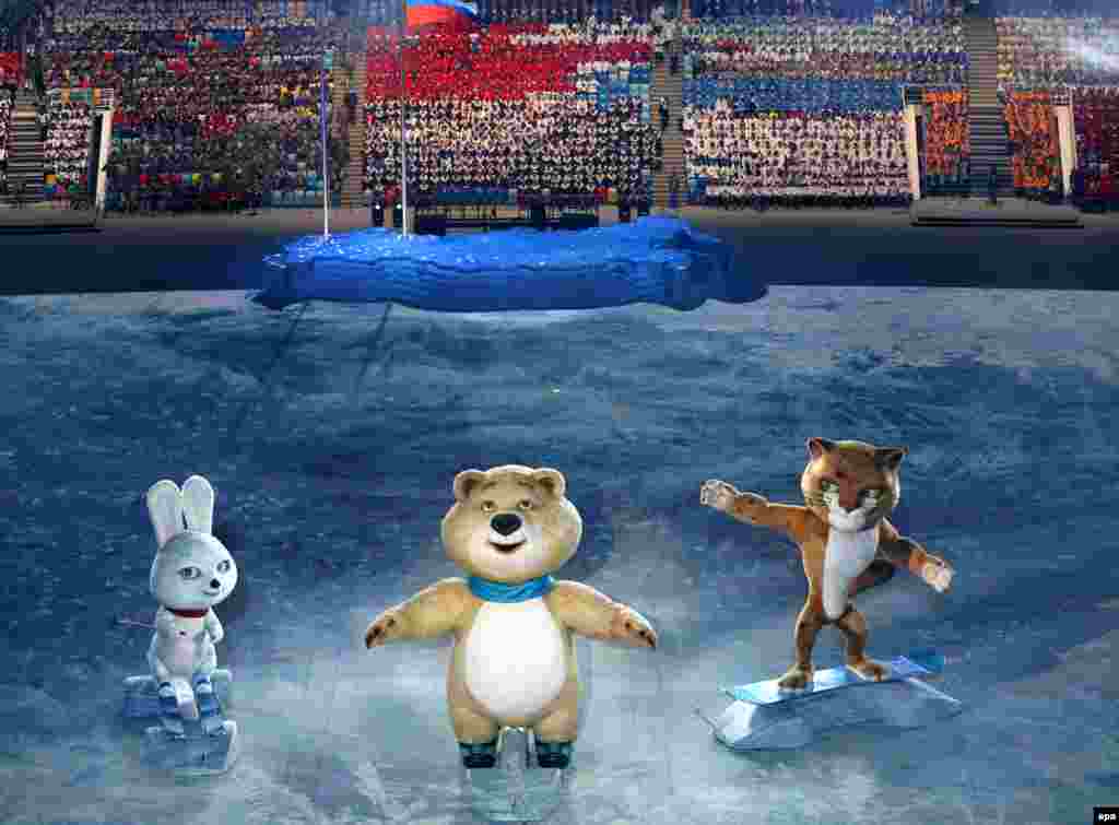 The games' official mascots also put in an appearance. 