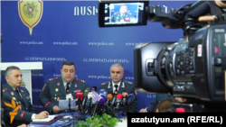 Հանրաքվեի օրինականությունն ապահովվող ոստիկանության օպերատիվ շտաբի ասուլիսը, Երևան, 14-ը դեկտեմբերի, 2015թ․