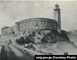 დიდი საცხოვრებელი კომპლექსი ფიქრის გორაზე. პოექტი