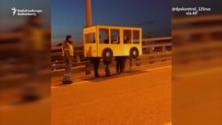 BUS-ted: Protesting Pedestrians In Russian Low-Speed Chase