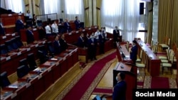 Ninety-seven members of parliament voted for the legislation with only five deputies opposing it. (file photo)