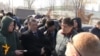 Акция протеста владельцев машин с кыргызскими номерами. Алматы, 12 марта 2014 года.