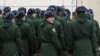 Расейскія прызыўнікі перад адпраўленьнем у гарнізоны ў горадзе Батайску Растоўскай вобласьці. 16 лістапада 2024 году. Ілюстрацыйнае фота