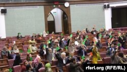 د ولسي جرګې اداري پلاوی وايي که ژمنې عملي شي کېدونکې مرستې به ګټورې تمامې شي.