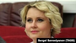 Femeia de afaceri Iulia Serebrianskaia are legături cu rețeaua de firme din spatele campaniei menite să discrediteze unele din vaccinurile occidentale contra COVID-19. Imagine de arhivă