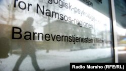 Норвеги -- Barnevern, дай-наношкара Iуьналла доцу я цара харц кхиаден бераш дIадоху урхалла