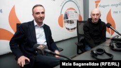 ბაკურ სულაკაური, გაგა ლომიძე